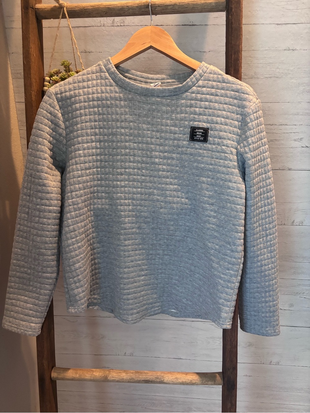 Youth boys Crewneck Quilted Grey Sweater